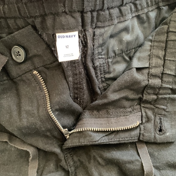 Old Navy Shorts - Picture 3 of 3